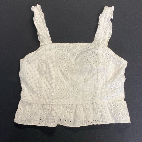 Urban romantics white top - Picture 1 of 3